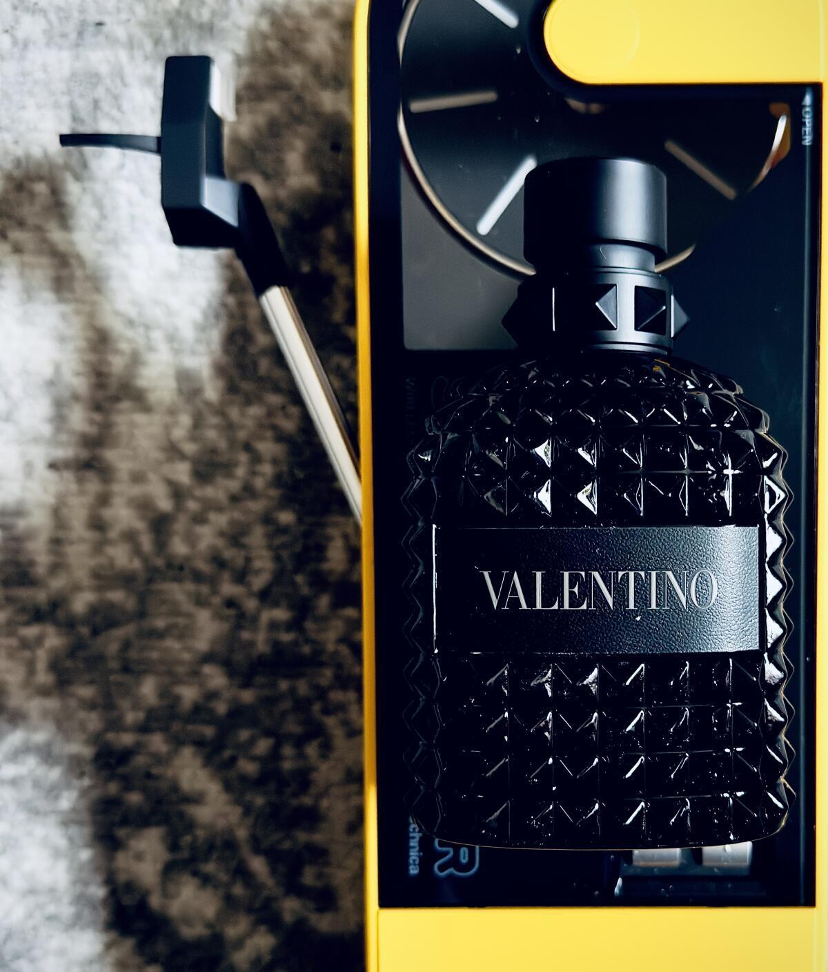 Valentino Born in Roma Rockstud Noir Eau de Toilette | 100ml / 3.4 oz