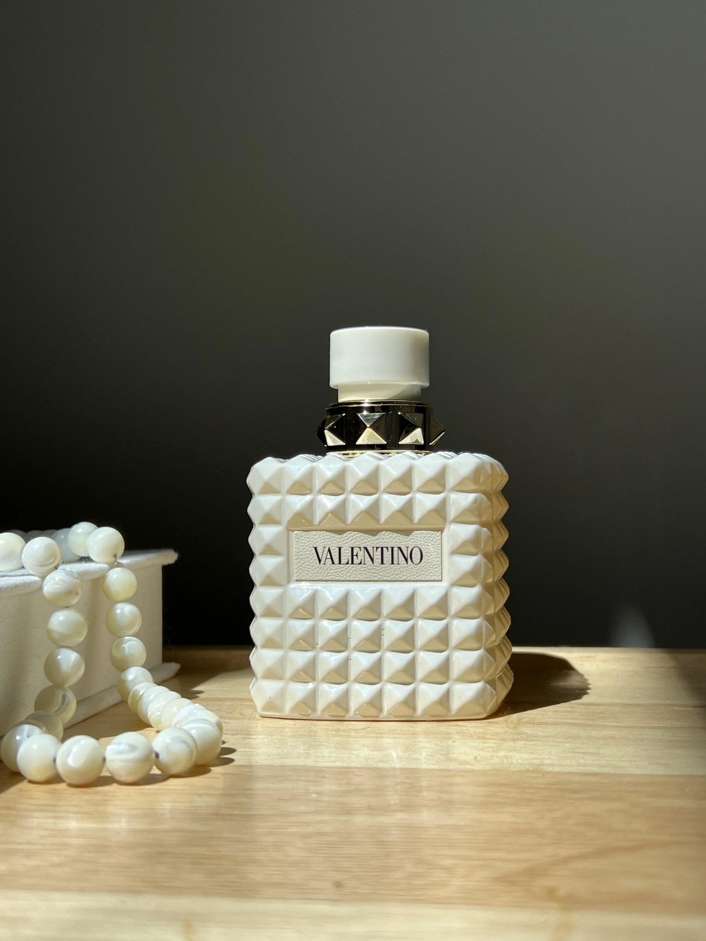 Valentino Donna Born in Roma Ivory Eau de Parfum | 100ml / 3.4 oz
